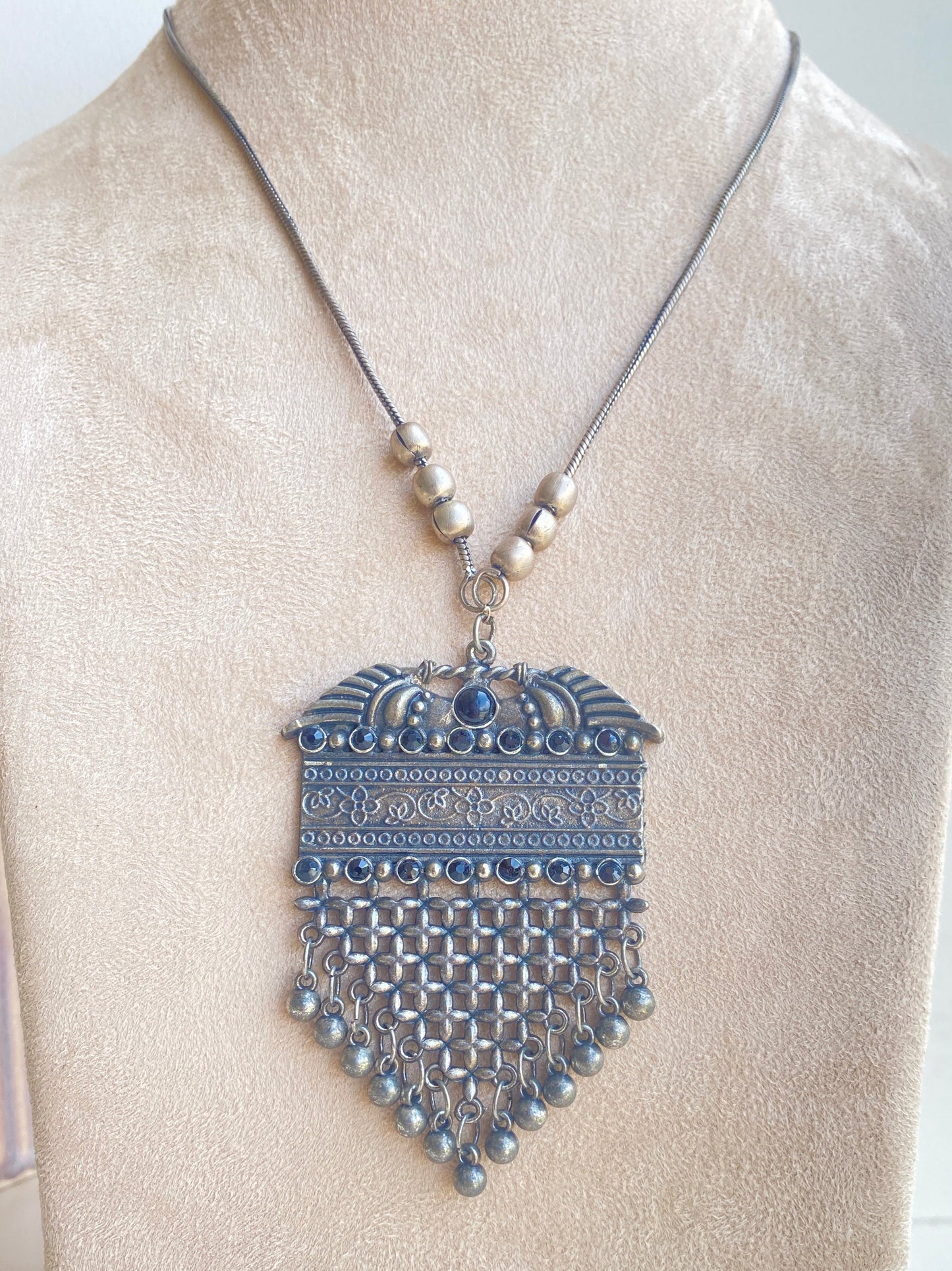 Aaranya Necklace