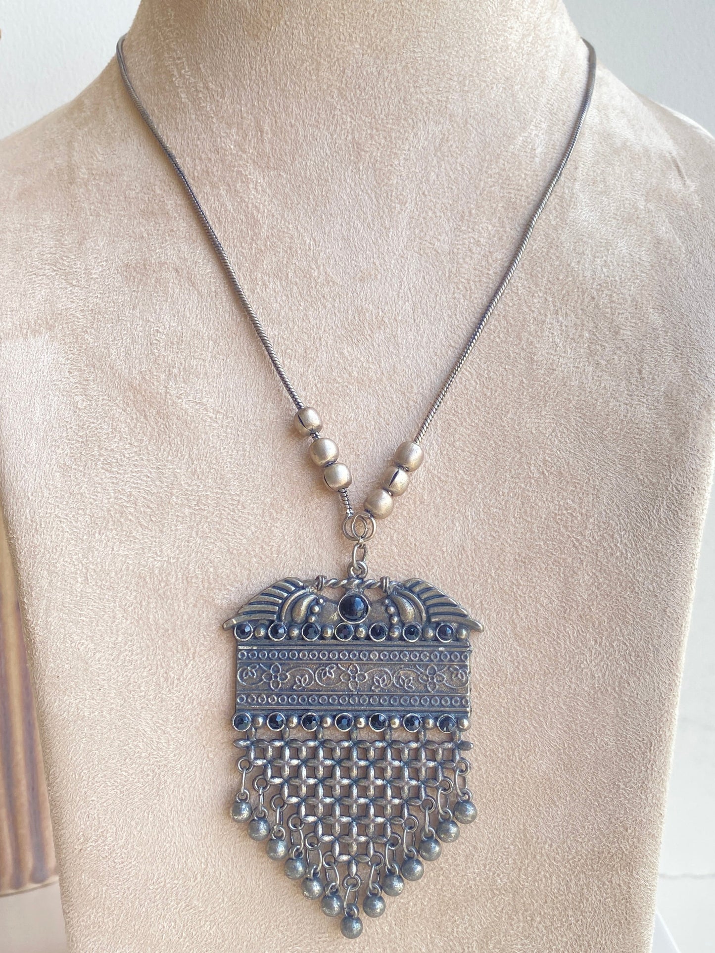 Aaranya Necklace