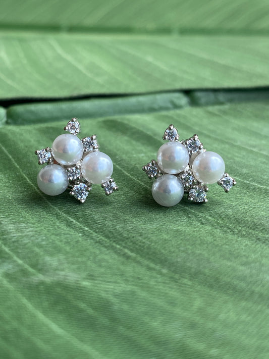 Piri Studs