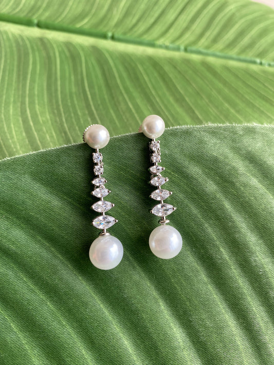 Aurié Earrings