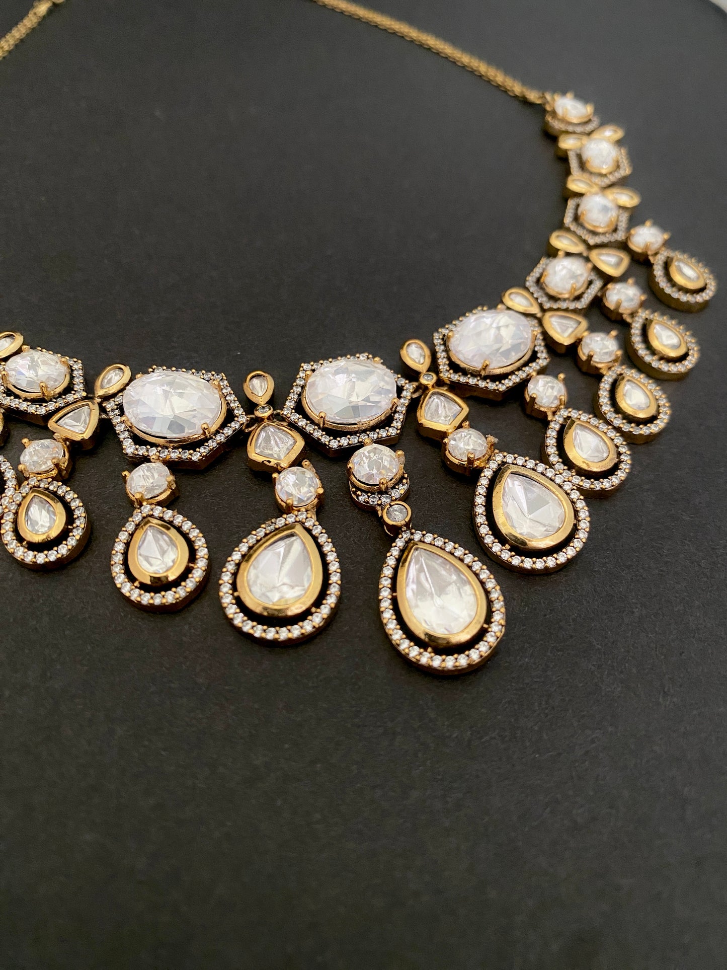 Elegant Bridal Necklace Set
