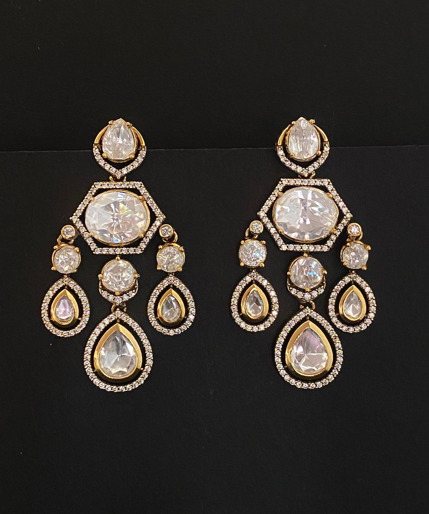 Elegant Bridal Necklace Set