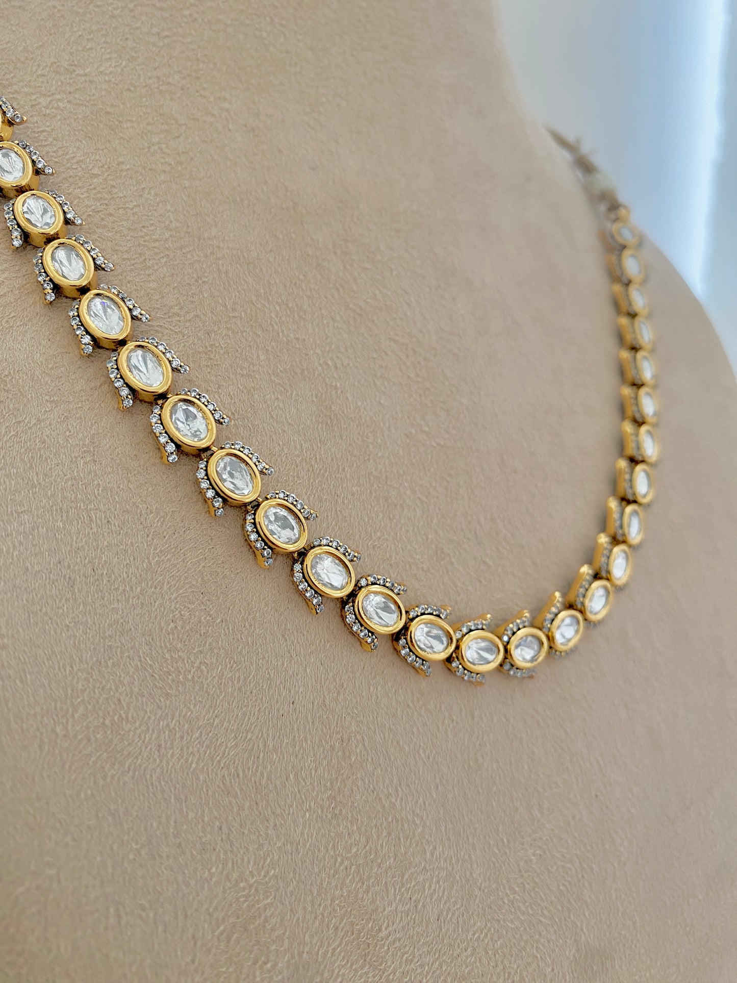 Minimal Bridal Necklace Set