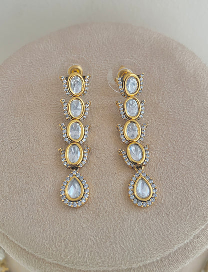 Minimal Bridal Necklace Set