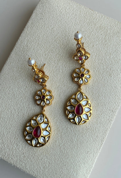 Kundan set with Rubies