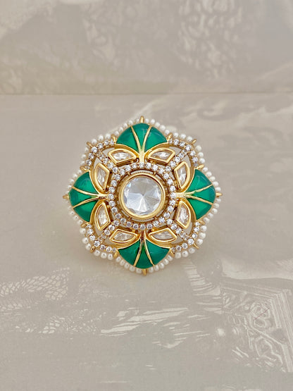 Emerald Lattice Ring
