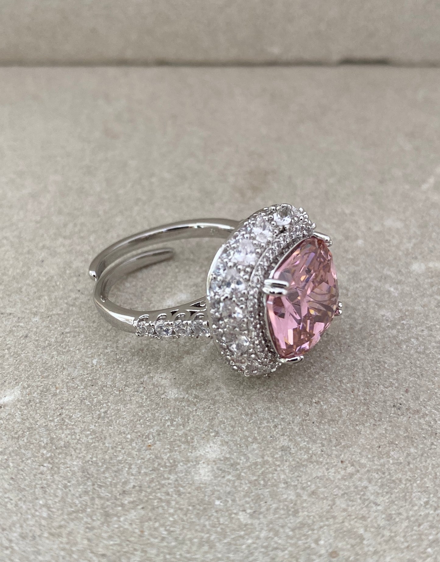 Soft Bloc Ring