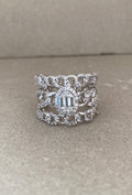 Trinova Ring