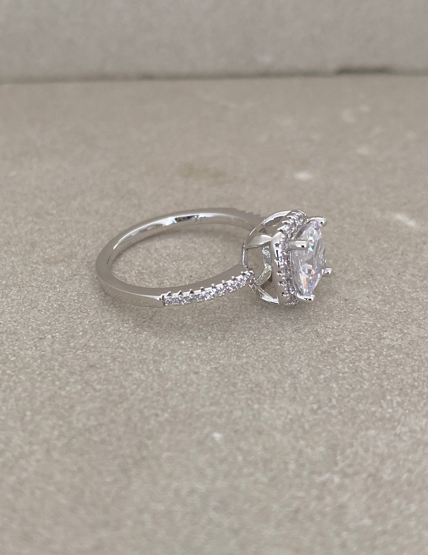 Elisq Ring