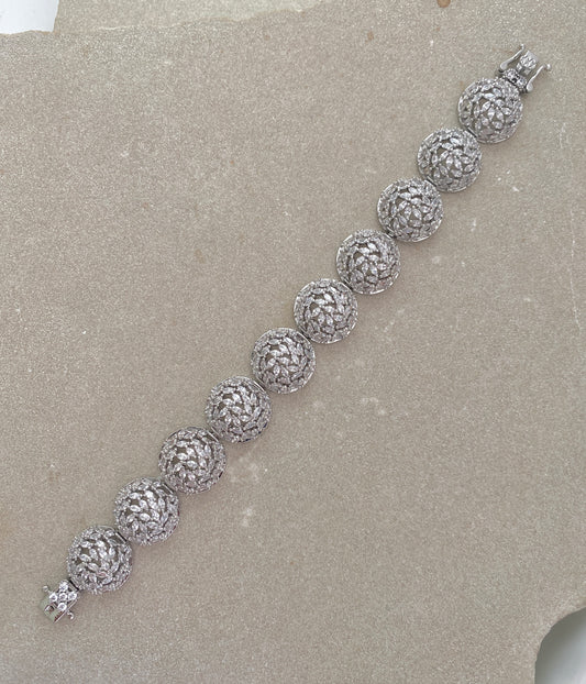 Semi Loop Bracelet