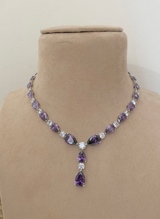Mauze Necklace Set