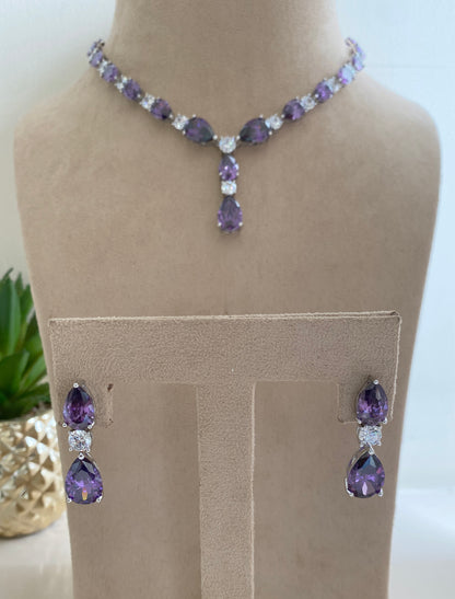 Mauze Necklace Set
