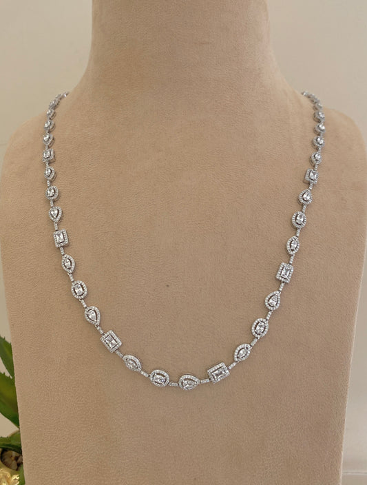 Vexa Necklace Set