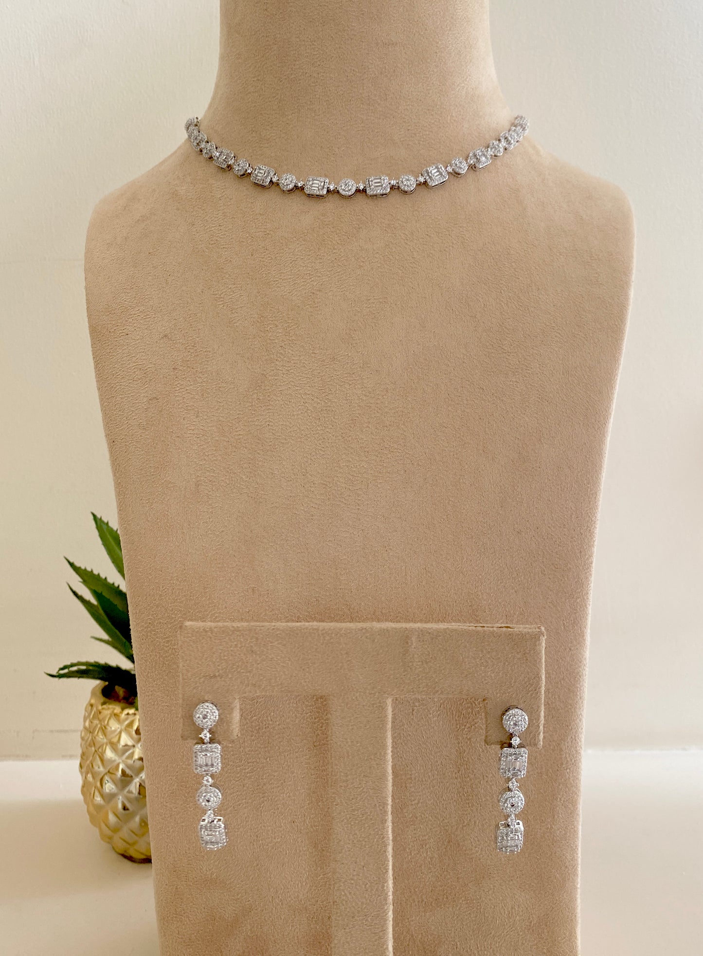 Zylie Choker Set