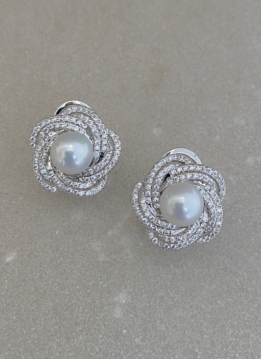 Aurafold Studs