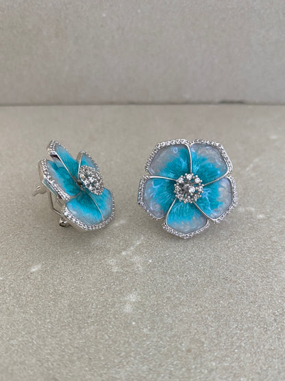 Seraflore Studs