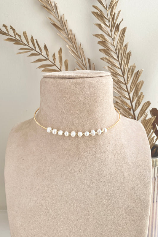 Regal Pearl Collar