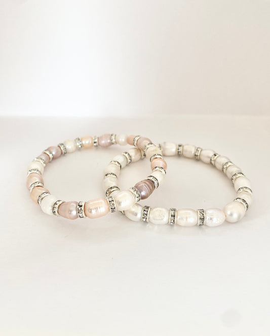 Subtle Pearl Bracelet