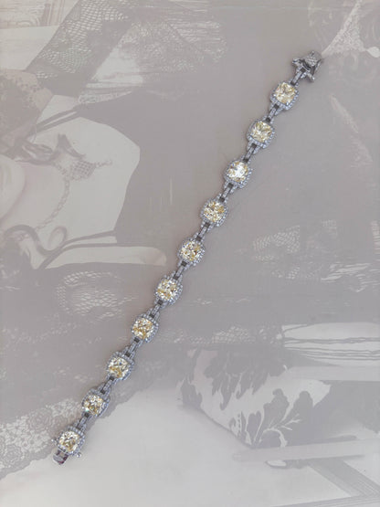 Titan Curve Bracelet