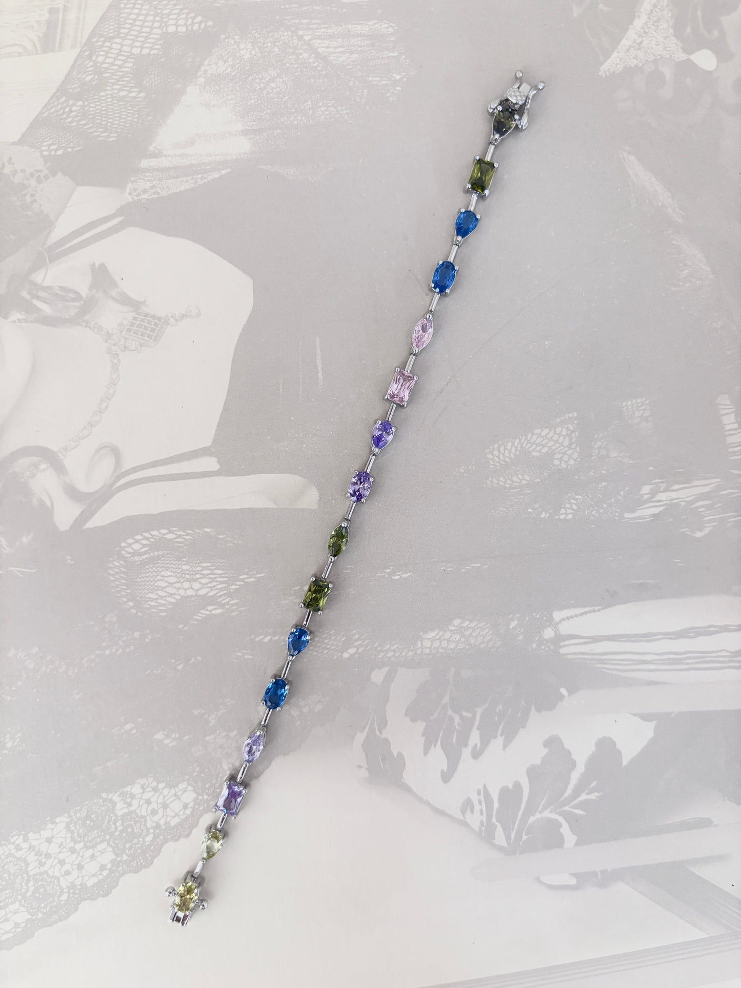 Evergreen Glow Bracelet