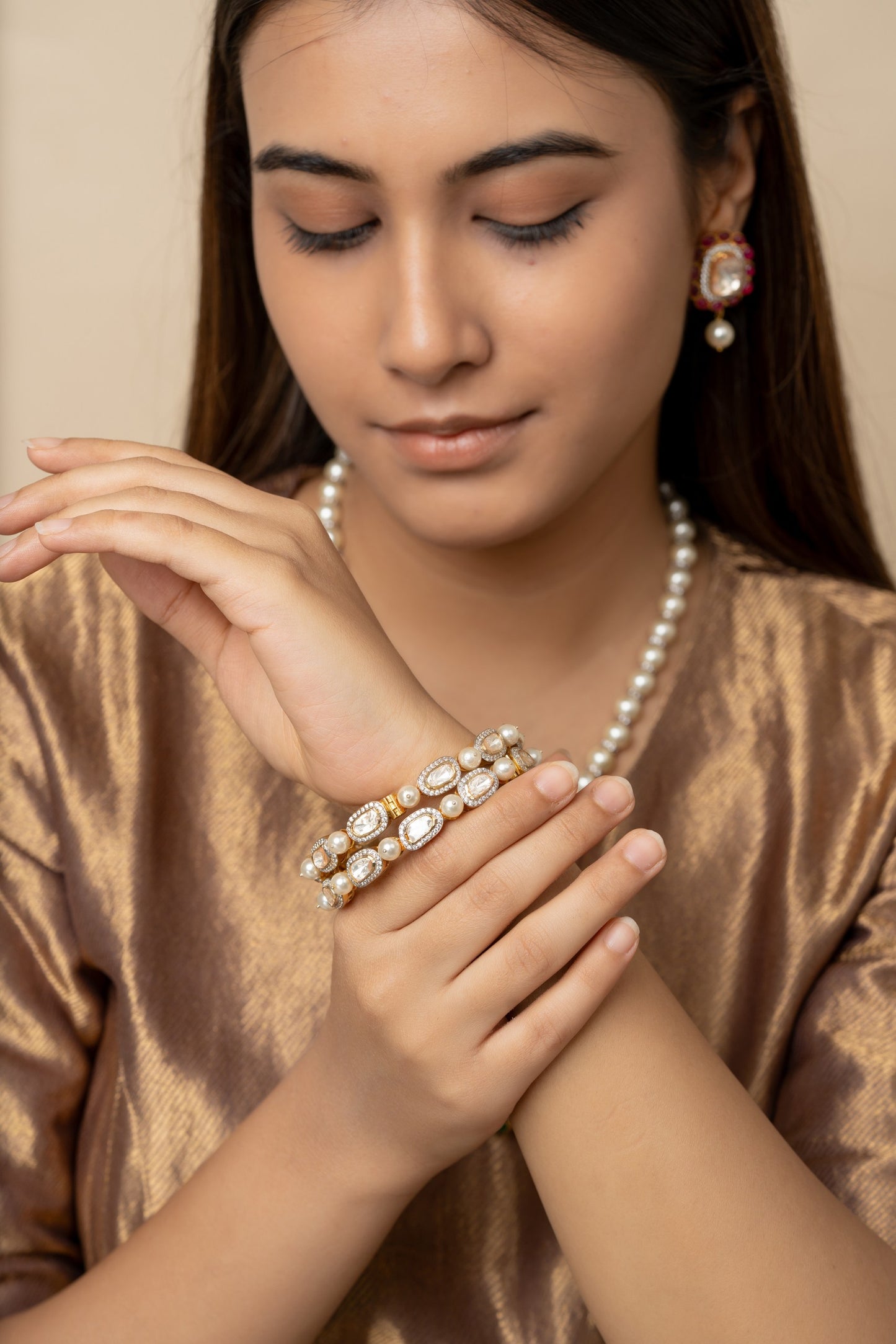 Polki and Pearls Pair Of Bangle