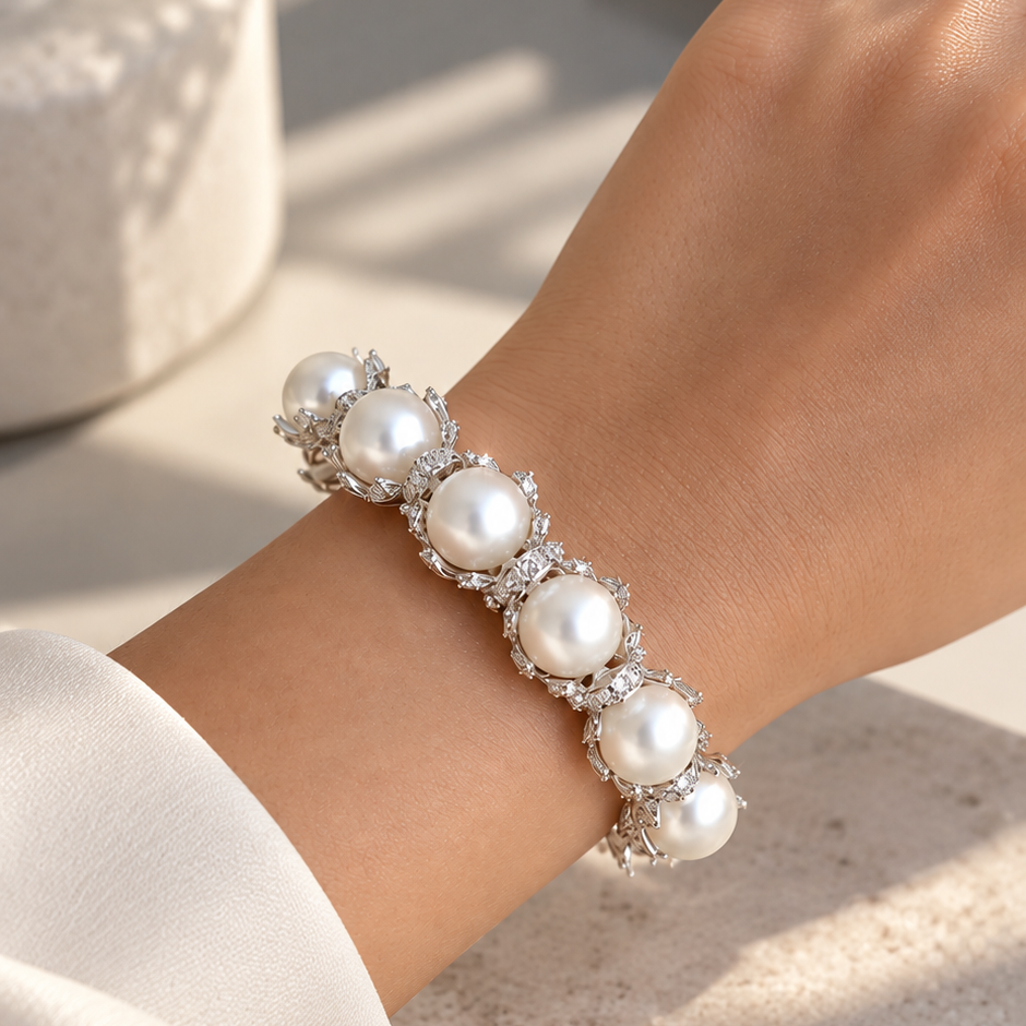 Pearl Majesty Bracelet Cuff