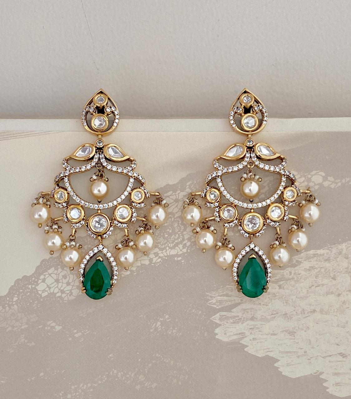 Prableen Kaur in Emerald Poise Choker Set