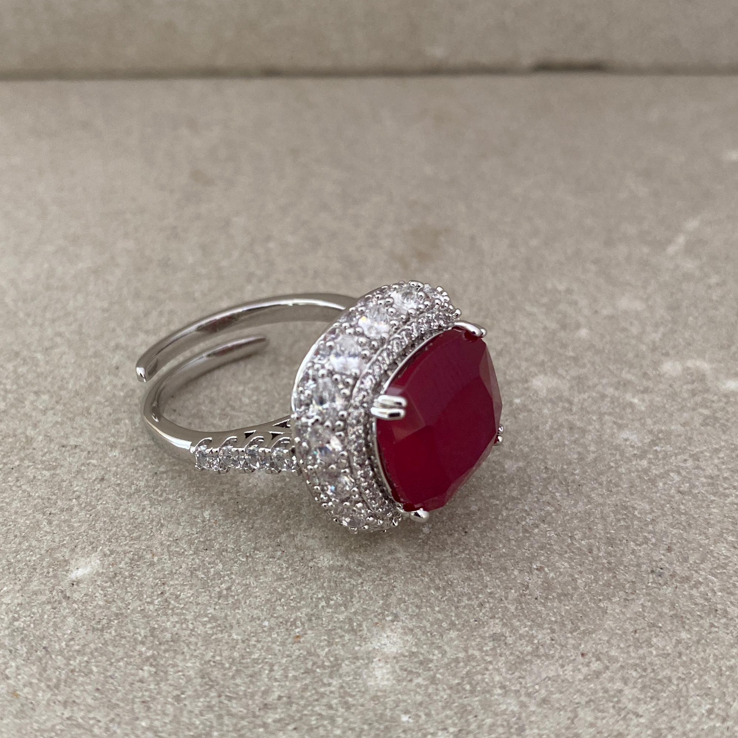 Soft Bloc Ring