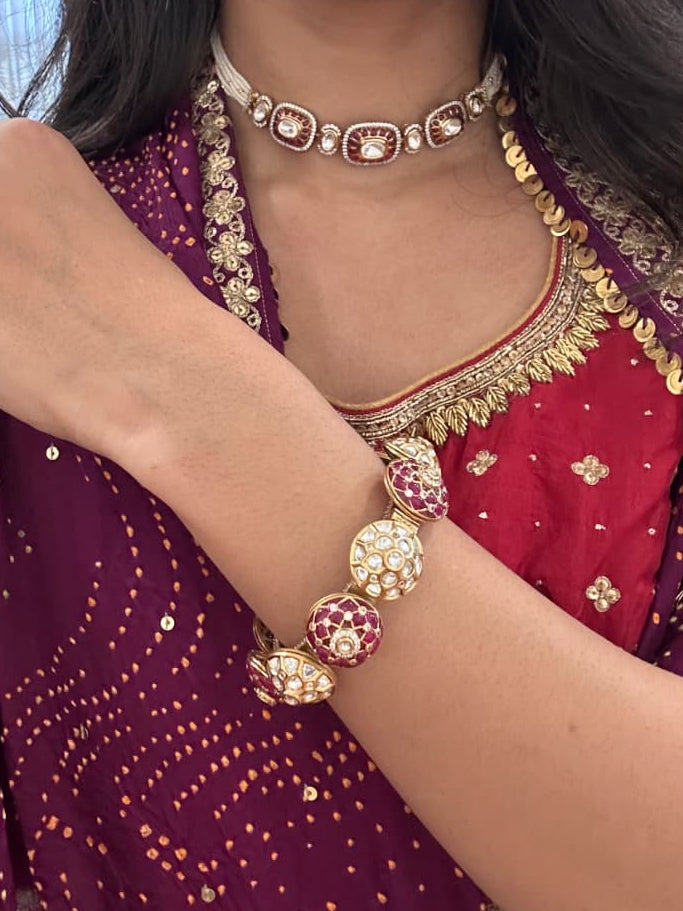 Royal Floral Design Gold Bangle (Size 2.2)