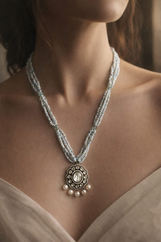Chic Pearls And Polki Pendant Long Necklace