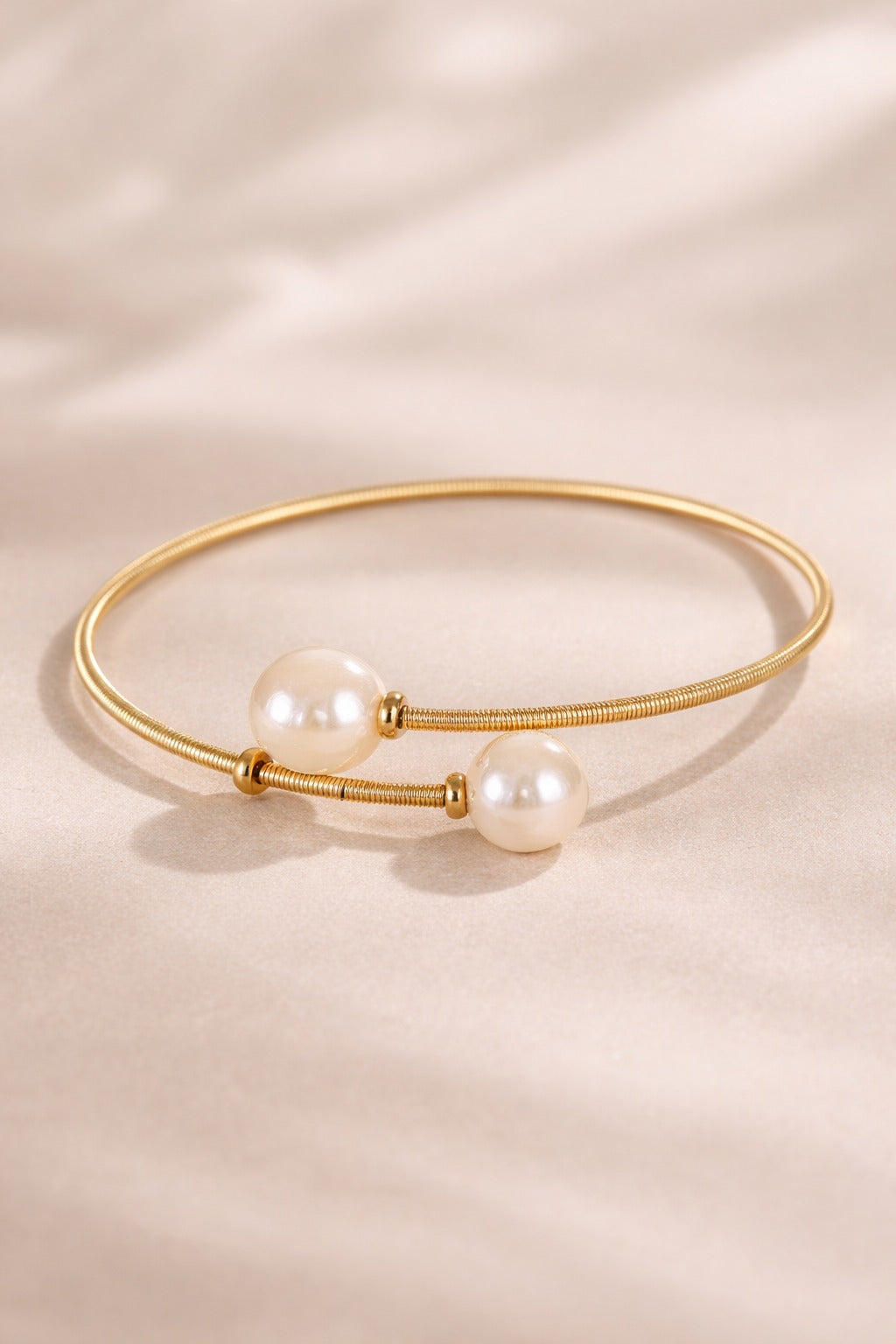 Dewdrop Cuff