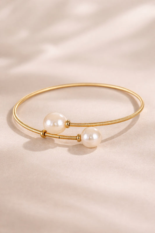 Dewdrop Cuff