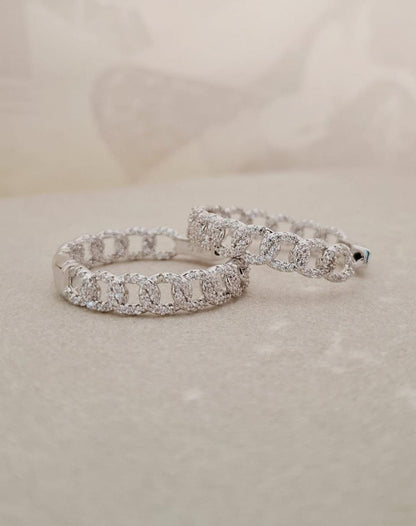 Knot Hoops
