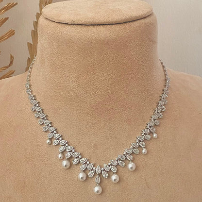 Dewdrop Necklace Set