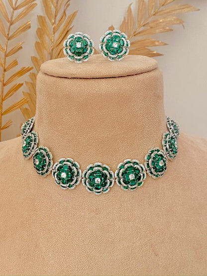 Halo Bloom Necklace Set
