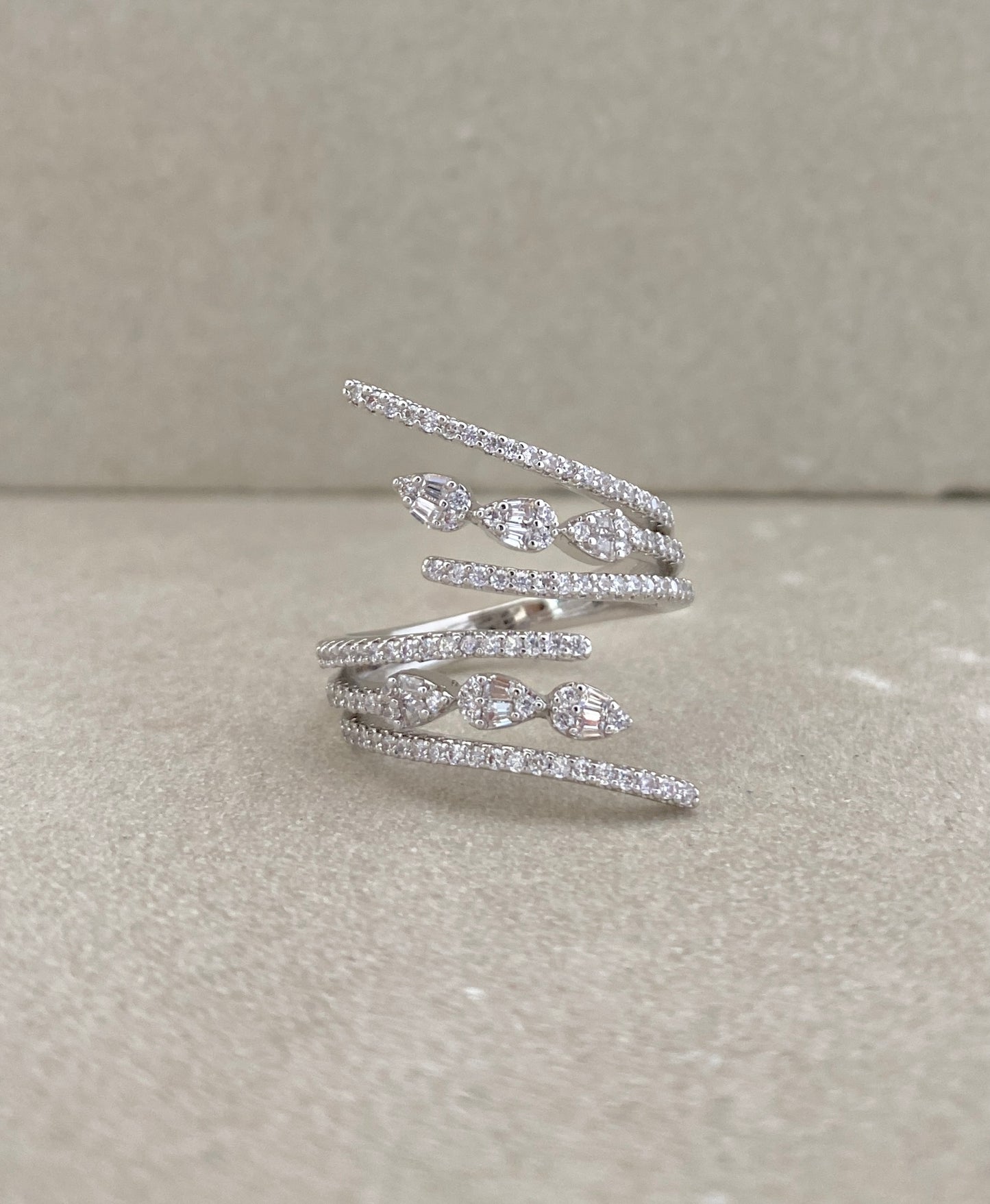 Axis Ring