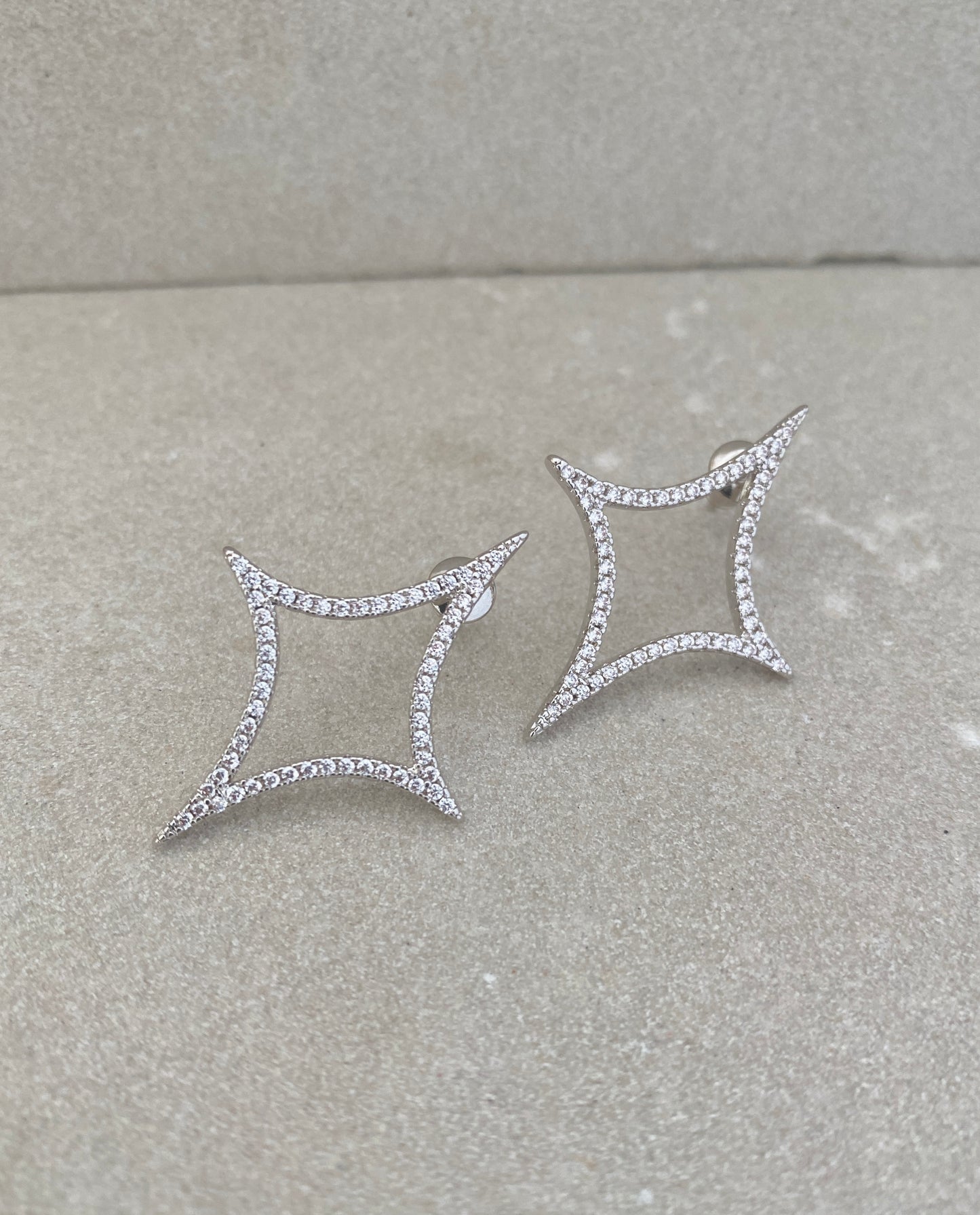 Quira Studs