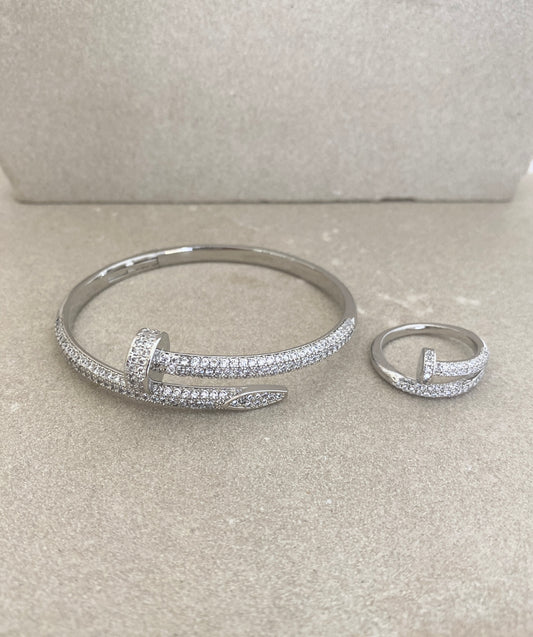Clavé Bracelet Set