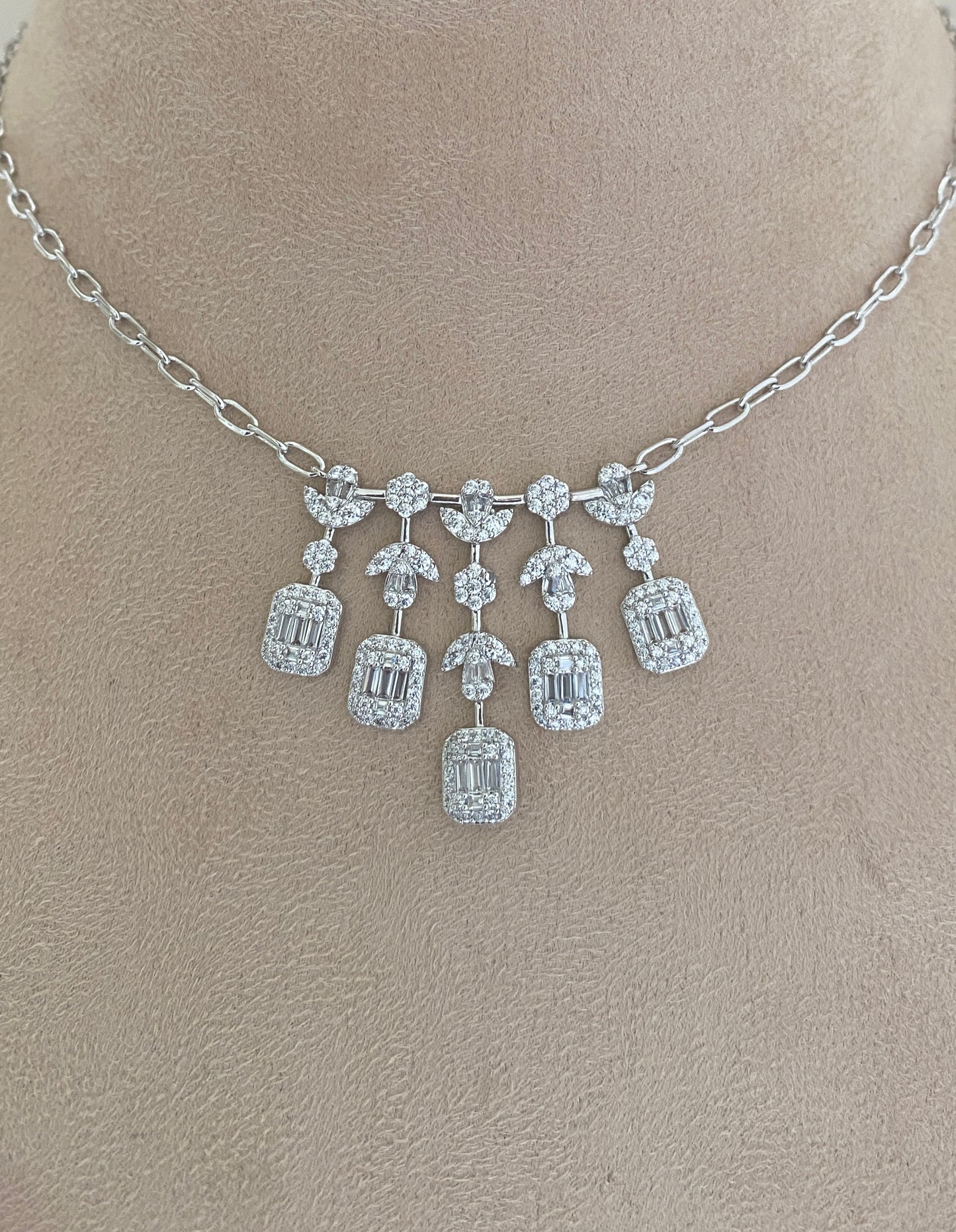 Cira Necklace Set